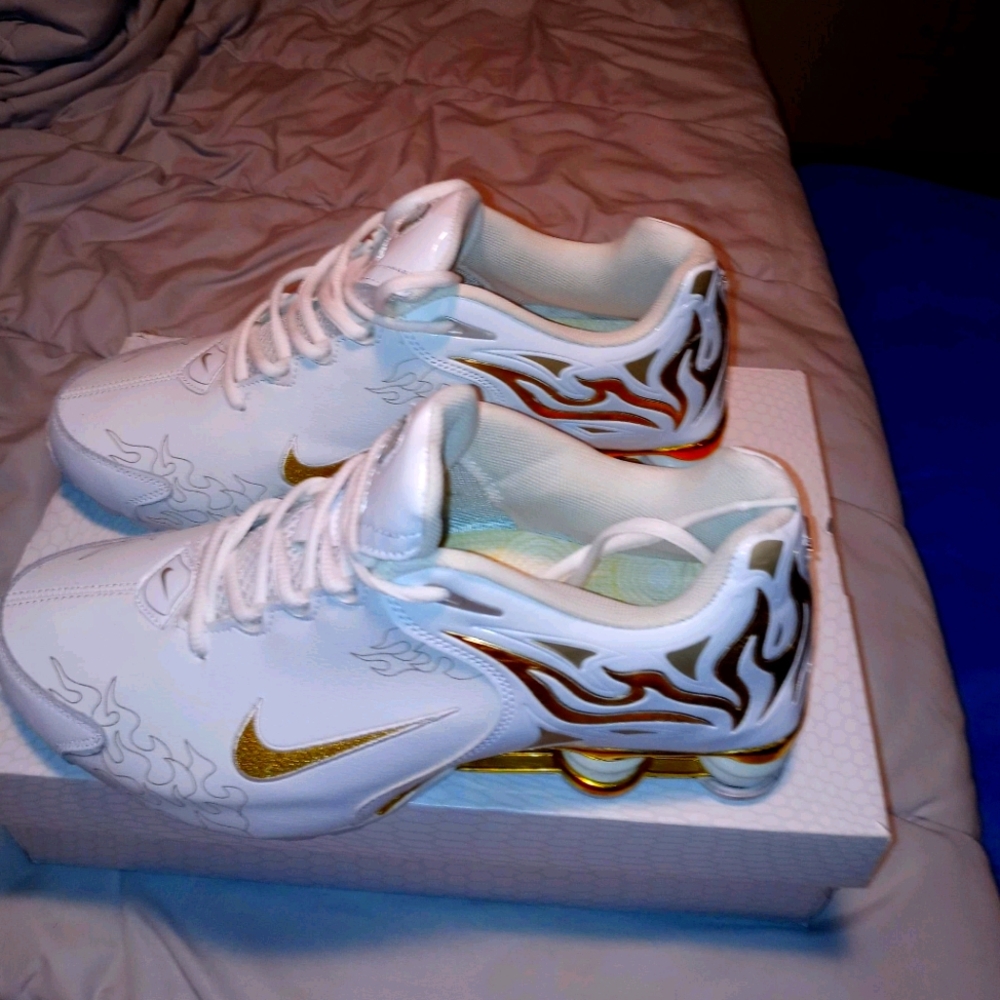 Nike shox